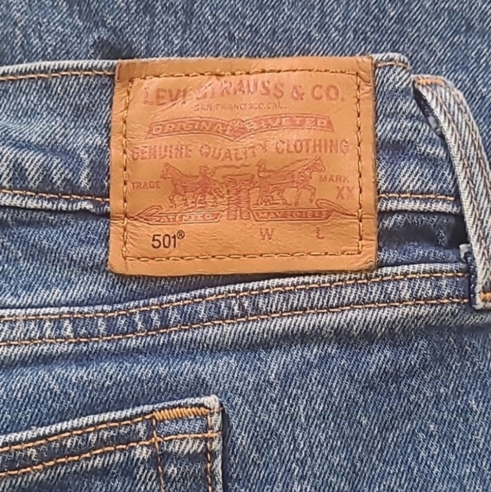 Levi's 501 Original Fit Jeans Plus Size 22W High Rise Button Fly Blue Classic - Picture 8 of 14